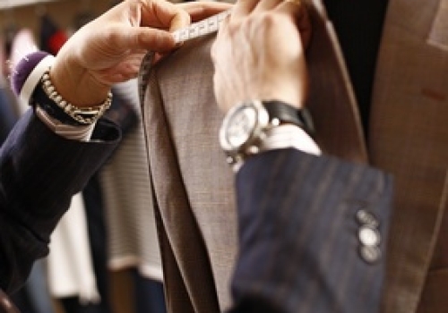 What Makes a Good Custom Suit in Hoi An? 2025 | Maya Tailor